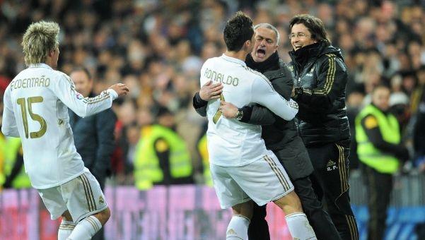 意媒：新星伊万-马耶首次入选一线队，他在国米的未来计划中（意媒：小将伊万-马耶首次跻身一线队，已被纳入国米未来规划）