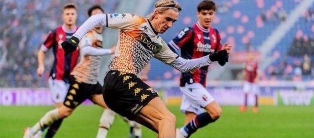 克瓦拉茨赫利亚激活巴黎圣日耳曼：大胜雷恩找回法甲节奏（克瓦拉茨赫利亚领衔爆发，巴黎圣日耳曼痛击雷恩重拾法甲感觉）