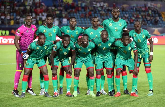 半场：卡利亚里0-0罗马，埃斯波西托造险（半场战报：卡利亚里与罗马互交白卷，埃斯波西托险些破门）