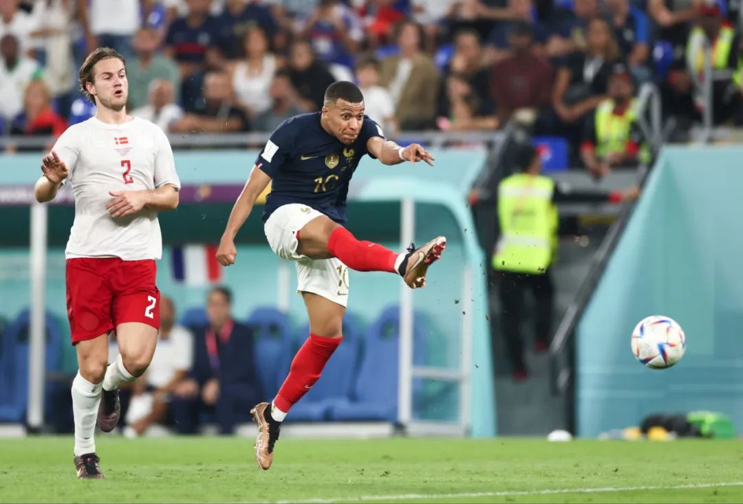 埃迪-豪：俱乐部在处理伊萨克的事，我通过媒体知道他在皇社（埃迪-豪：伊萨克事宜由俱乐部跟进，我也是从媒体得知他在皇社）