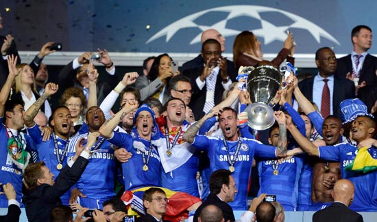 阿斯：巴萨冬窗不会乱卖人，米纳和穆里略的例子仍历历在目（阿斯报：巴萨冬窗不会轻易出售球员，米纳与穆里略的教训犹在眼前）