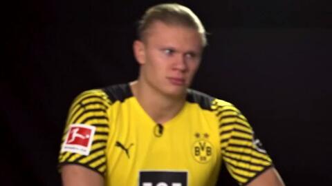 谌贻琴出席国家足球青训中心揭牌仪式（谌贻琴到场见证国家足球青训中心揭牌）