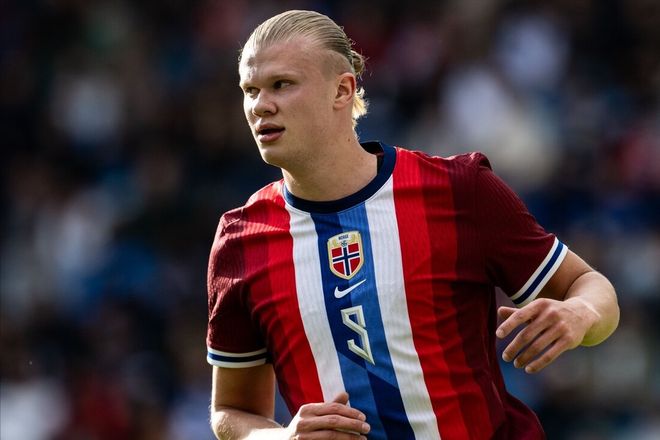 卡利亚里主帅：我在球员时代盯防过C罗，那真是令人激动（卡利亚里主帅：球员时期曾贴身盯防C罗，那一次令我热血沸腾）