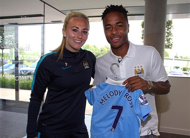 卫冕冠军重新起航，泰州官方发布2026“苏超”球员全国招募令（卫冕王者再启新程，泰州官宣2026年“苏超”球员全国招募）